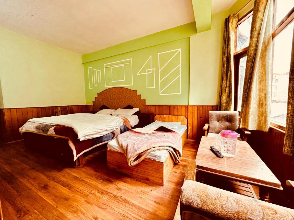 Hotel D Kanchan Manali Extérieur photo