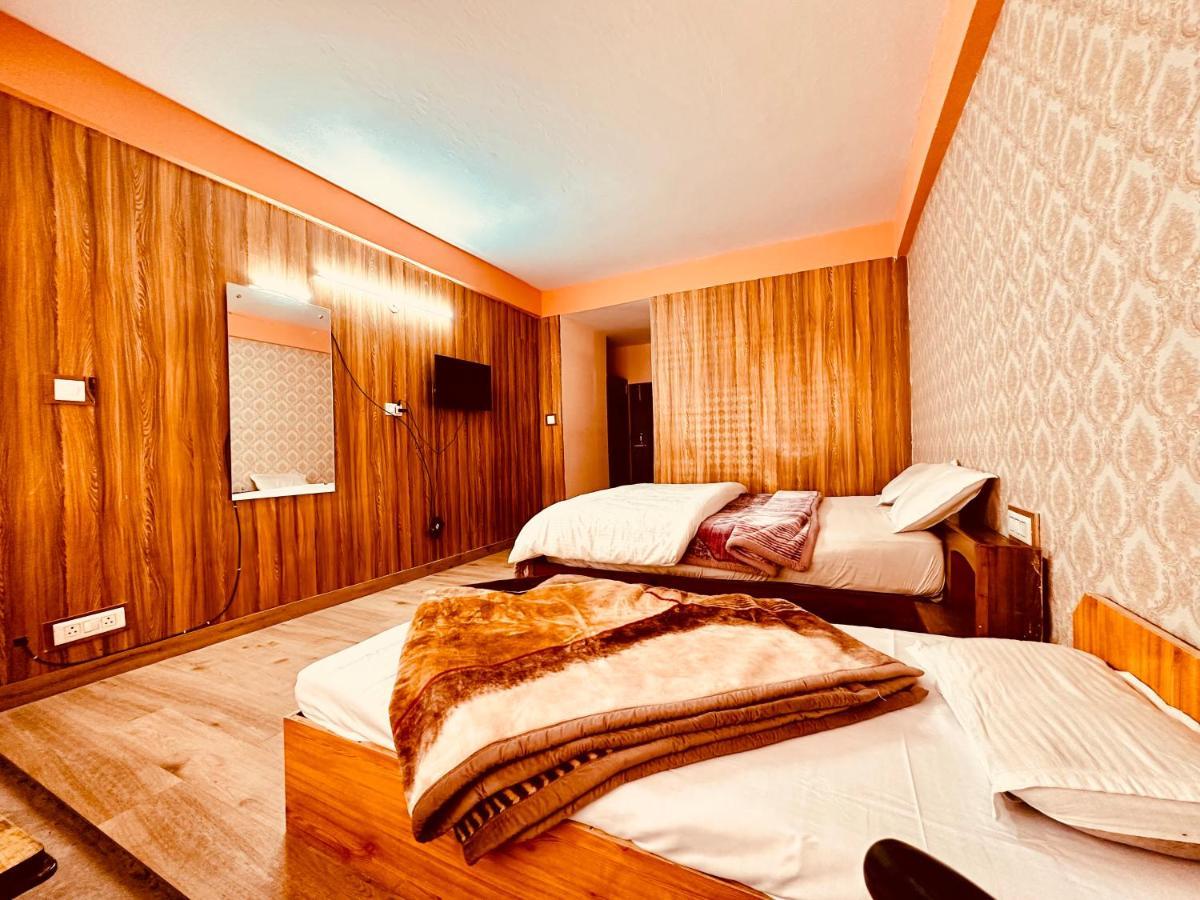 Hotel D Kanchan Manali Extérieur photo